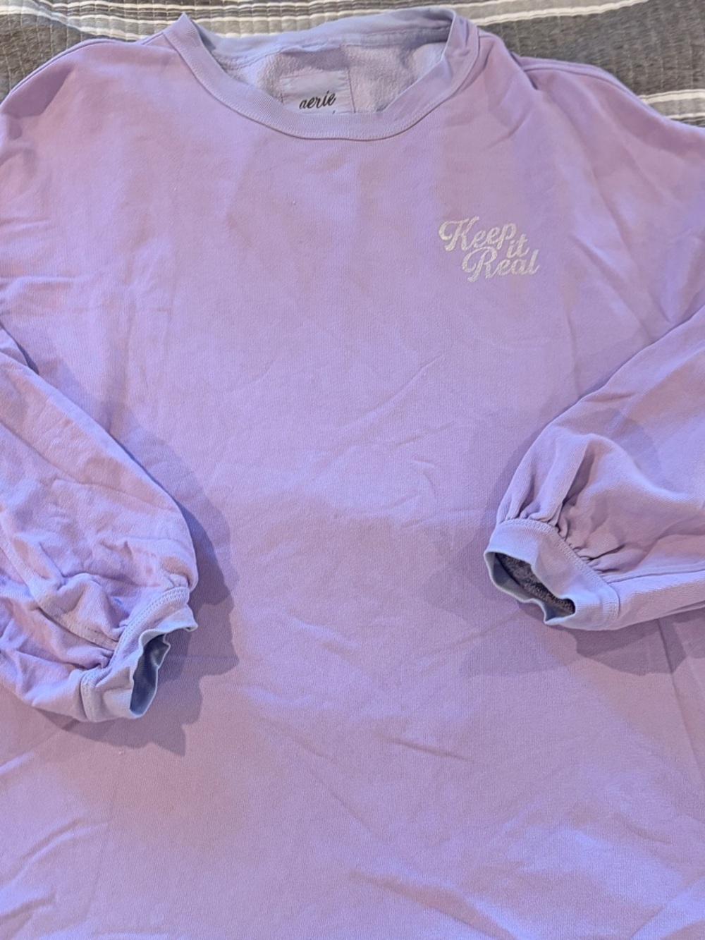 aerie distressed Lavender Crewneck Pullover Women’s Size Large